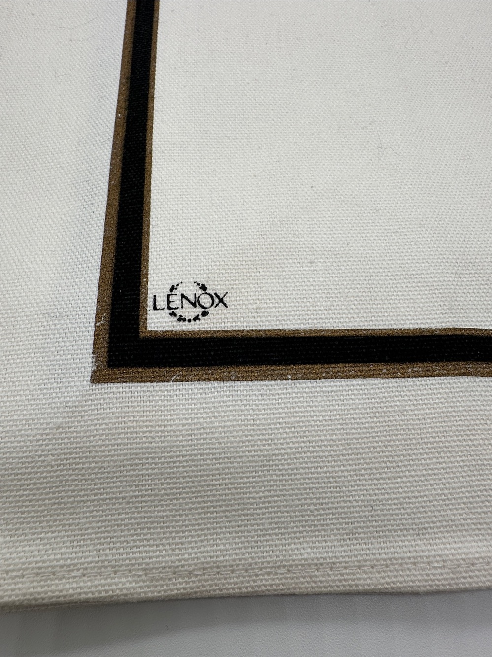 Lenox Cloth Napkins Set of 5 - Picture 2 of 3